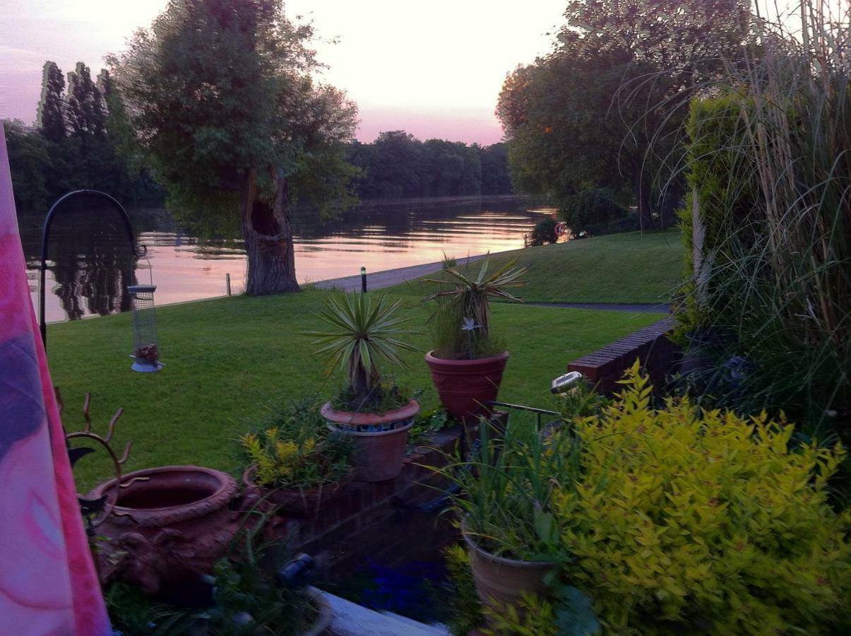 Bed and Breakfast Chiswick Riviera With Free Parking Londyn Zewnętrze zdjęcie